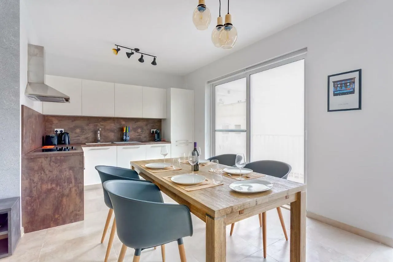 Designer Finished Apartment Gzira